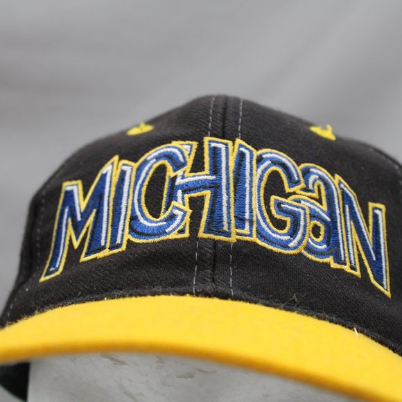 Michigan Wolvernies Hat (VTG) - All Over Graphic by TOW - Fitted 7 1/4 - Picture 2 of 10
